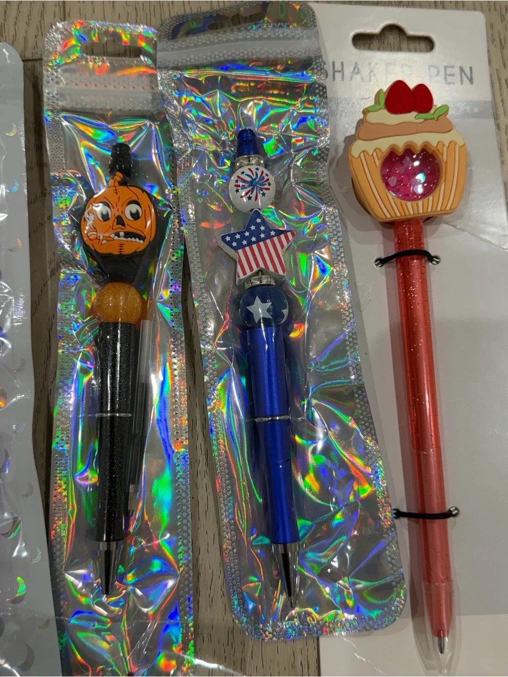 Assorted Character Shaker Pens
